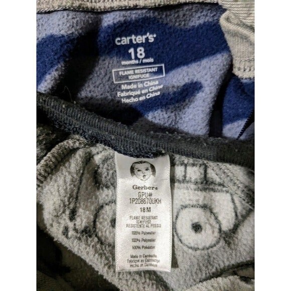 boys 1 piece zip up footed sleeper pajamas Carter's bulldog fire truck sz 18 mo - Picture 2 of 2